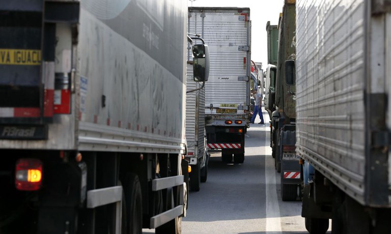 02-1_Transporte de cargas.jpg