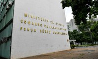 Decreto altera a estrutura regimental e quadro de cargos em comissão e funções de confiança do Comando do Exército do Ministério da Defesa