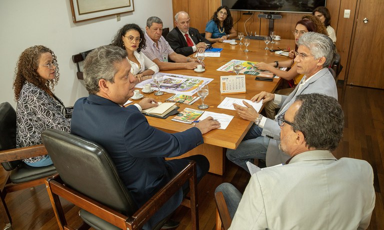 ASCOM-SG_2377 Ministro Márcio Macêdo recebe Confederação Nacional dos Trabalhadores Rurais Agricultores e Agricultoras Familiares - CONTAG.jpg