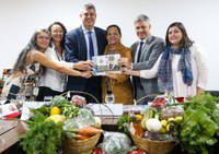 Governo Federal entrega Caderno de Respostas à Contraf Brasil