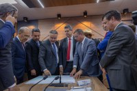 Ministro Márcio Macêdo participa de lançamento da licitação para a construção da ponte que ligará Neópolis a Penedo