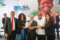 Presidente Lula sanciona sem vetos Plano Plurianual federal elaborado com a maior participação social da história