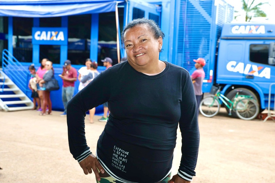Serviços públicos gratuitos fazem sucesso na 1ª edição do Governo do Brasil na Rua Izabel Muniz quer melhorar a casa com o Reforma Casa Brasil