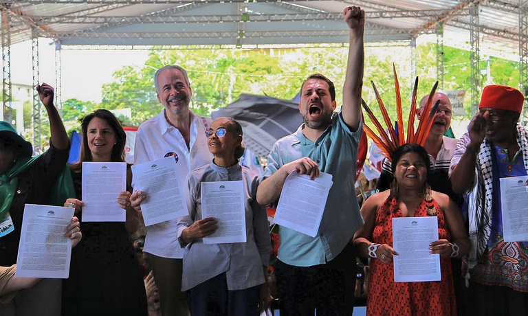 Entrega da declaração final da Cúpula dos Povos. Fotos: Talisson Souza - ASCOM | SGPR