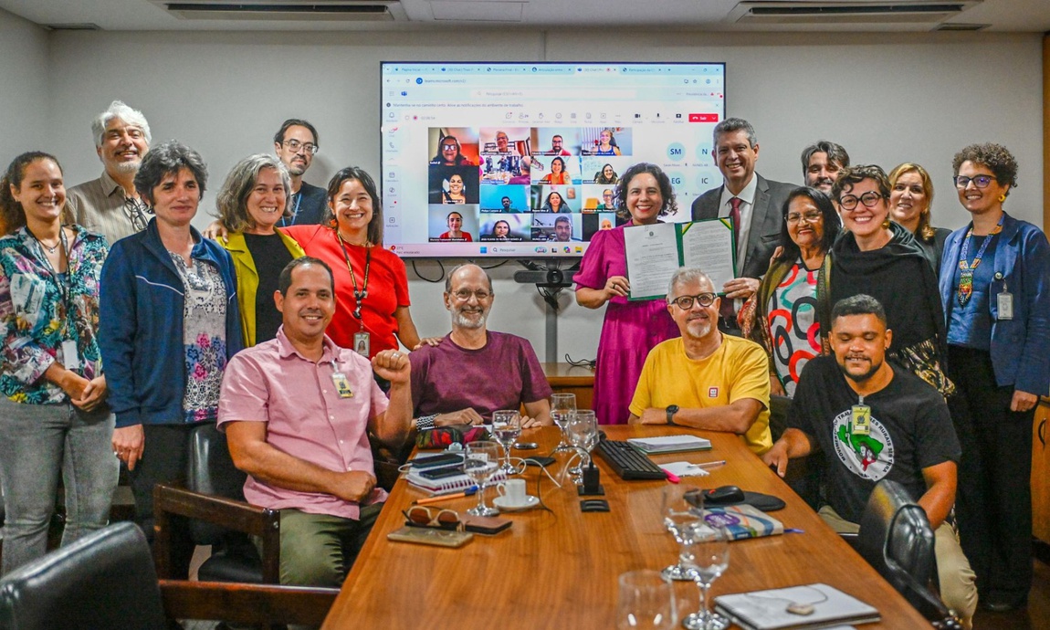 Portaria marca avanço histórico para redução de agrotóxicos, fortalecimento da agroecologia e da agricultura familiar, com ampla participação da sociedade civil.