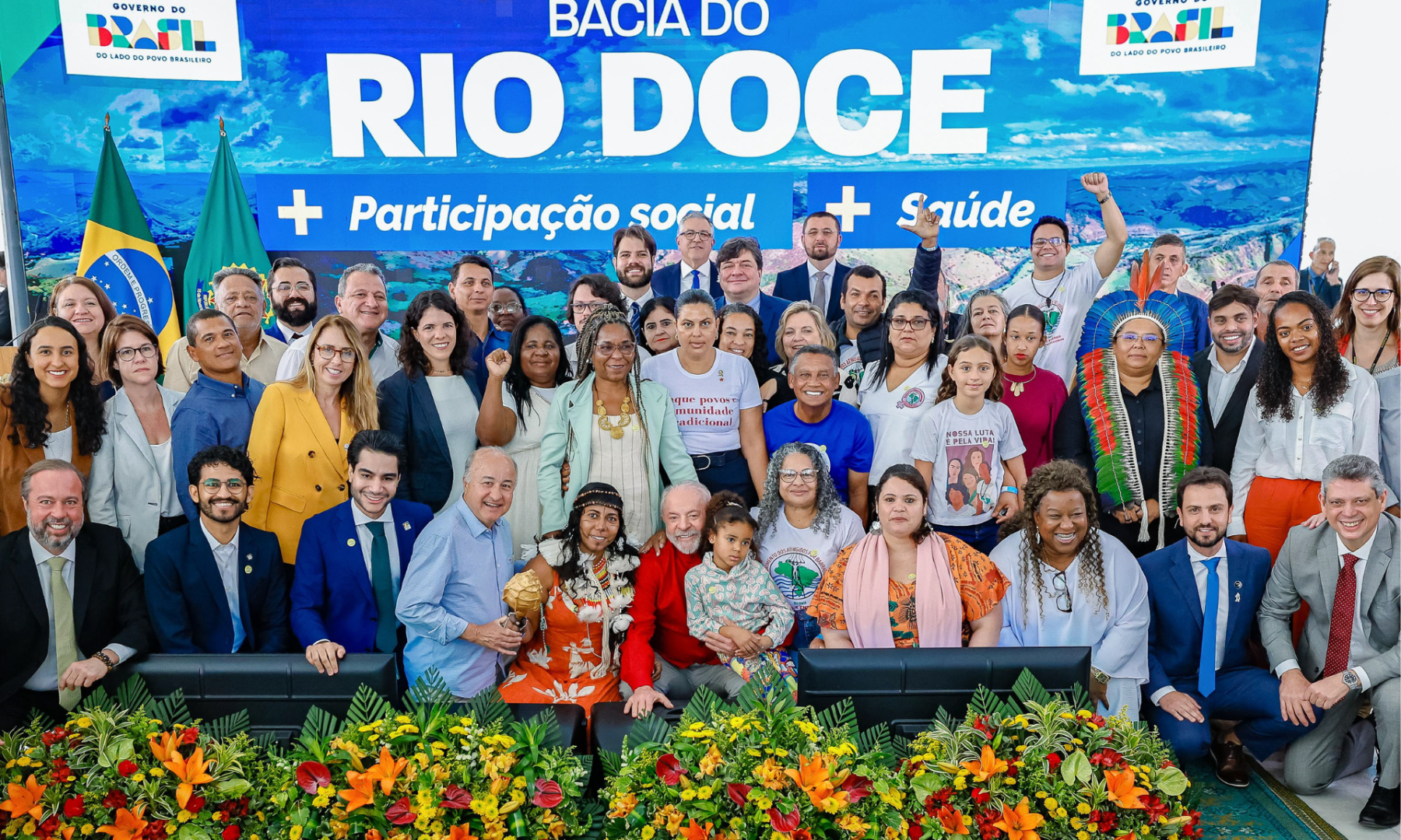 Os 18 integrantes escolhidos entre os atingidos e os 18 do governo federal foram empossados, em cerimônia no Palácio do Planalto, com o presidente Lula e com o ministro Márcio Macêdo, da Secretaria-Geral, que presidirá o conselho.