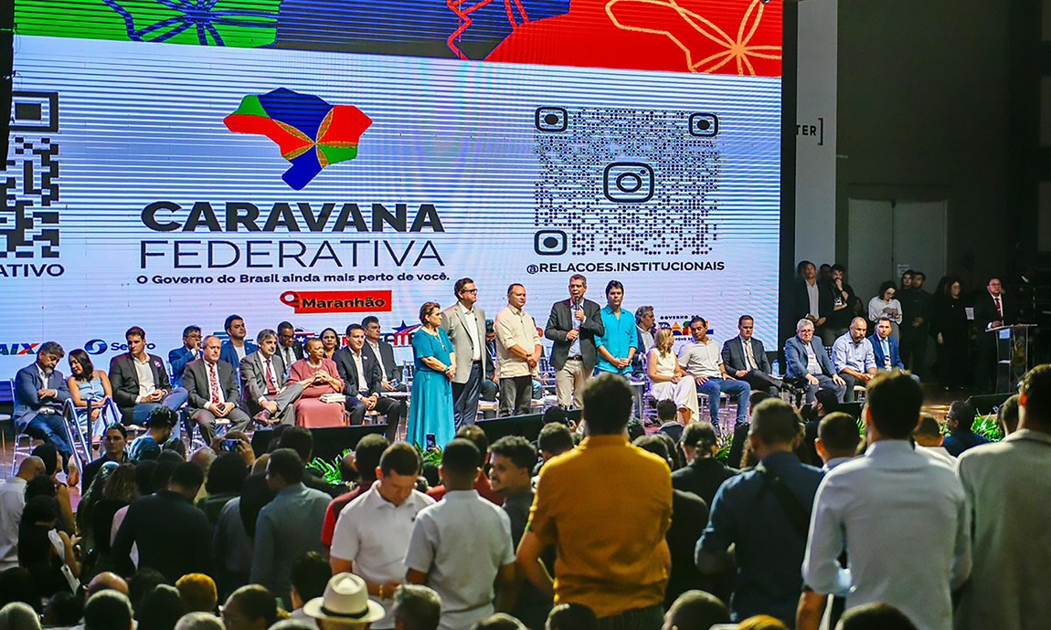 Ministro Márcio Macêdo, da Secretaria-Geral, celebrou a participação dos movimentos sociais no evento