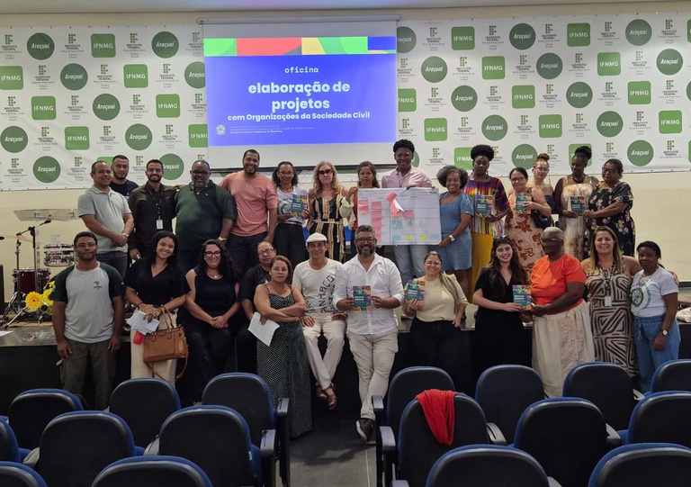 Foto Oficial - Araçuai.jpeg