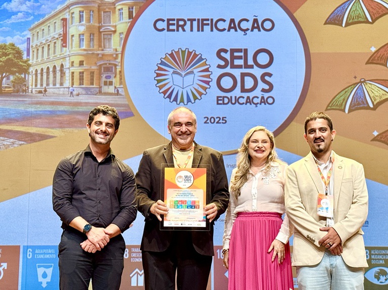 Entrega do Selo ODS Educação. Foto: Divulgação.