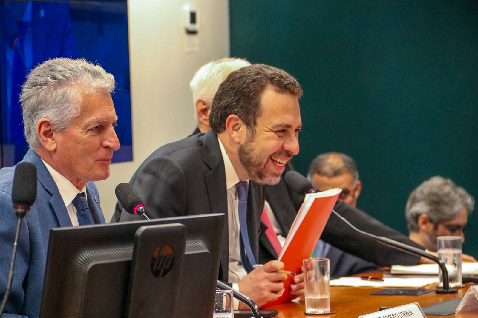 Ministro Guilherme Boulos participa de audiência da Câmara dos Deputados sobre o fim da escala 6x1