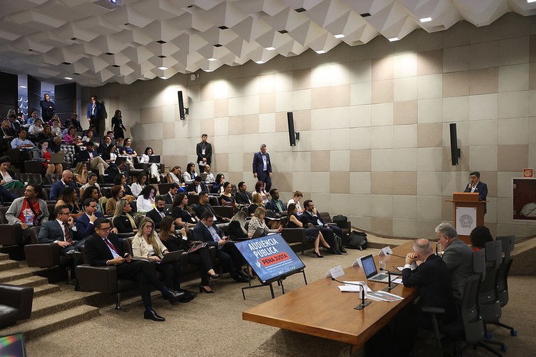 Audiencia Pena Justa (1).jpg