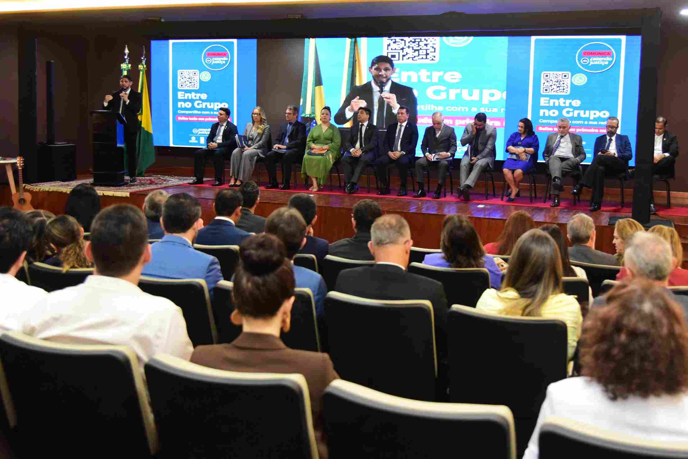 Pessoas em um auditório