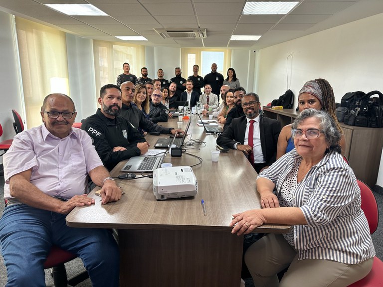 FOCOPEN reúne-se com Comitê Estadual de Combate e Prevenção à Tortura, comissão de Direitos Humanos da OABPE, Defensoria Pública e Órgãos Auxiliares da Execução Penal do Estado de Pernambuco 2.jpg