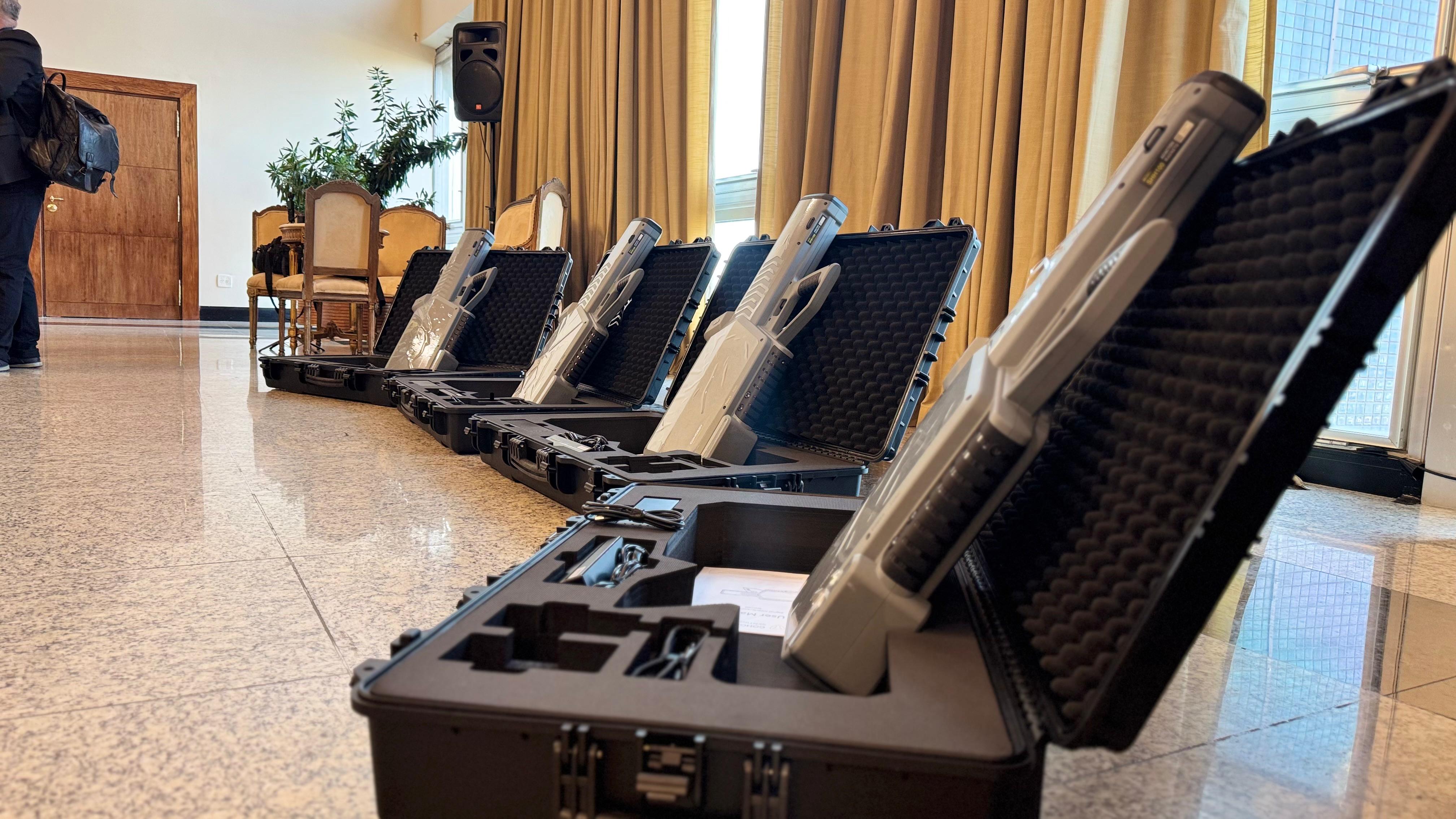 Operação Modo Avião registra no RJ primeiro bloqueio administrativo de dispositivos de comunicação e