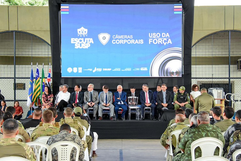 ESCUTA SUSP PI 4.jpeg