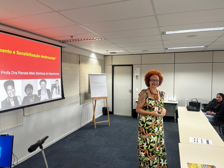 Policia Antirracista (2).jpeg