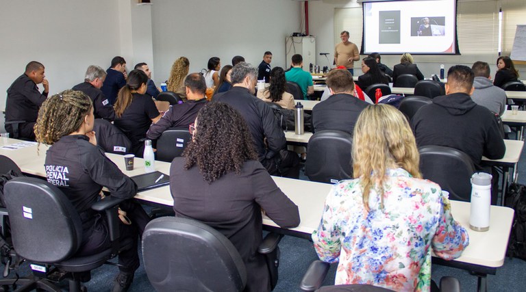 Policia Antirracista (6).jpeg