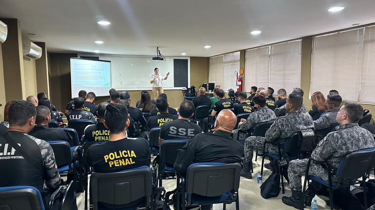 Curso de Gerenciamento de Crises Prisionais 1