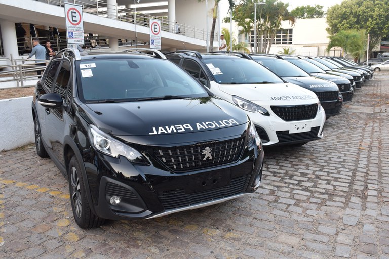 RN viaturas administrativas.JPG