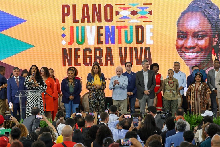 PLANO DE JUVENTUDE DE NEGRA VIVA.jpg