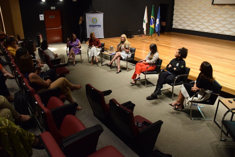 roda de conversa (1).JPG