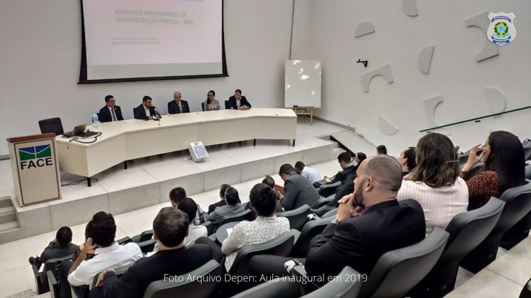 Foto Arquivo Depen Aula inaugural do Mestrado em 2019.png