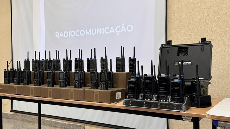 radiocomunicaçâo (1).jpeg
