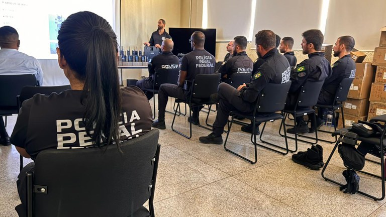 radiocomunicaçâo (3).jpeg