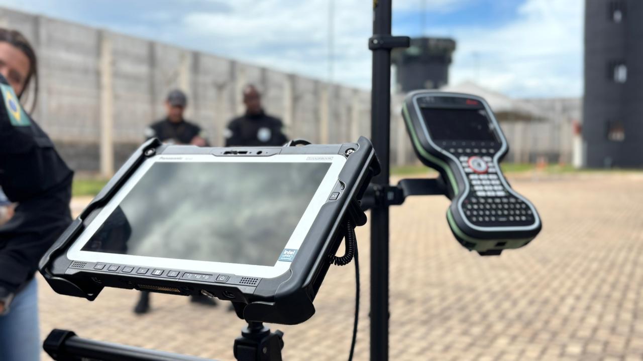 Polícia Penal Federal passa a usar georradares para detectar túneis em presídios federais