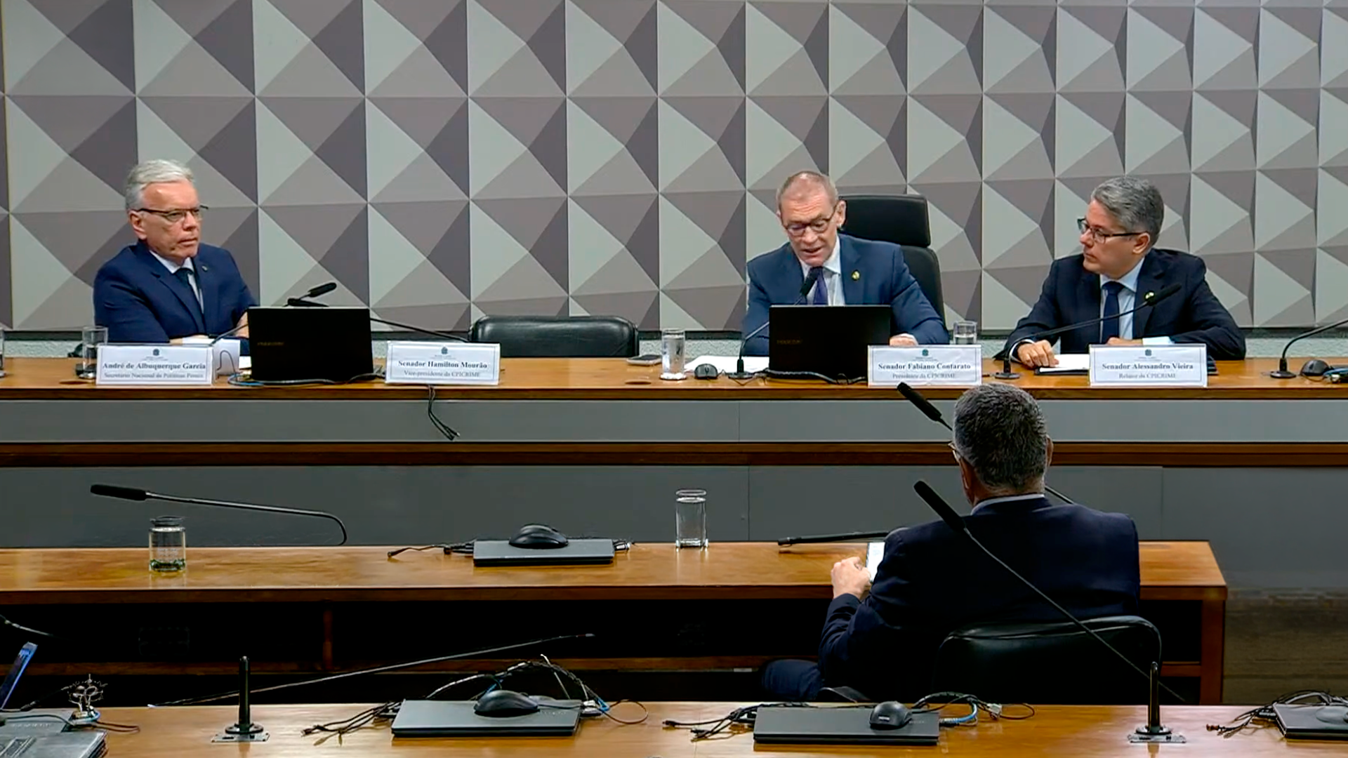 Secretário Nacional de Políticas Penais destaca atuação do sistema prisional no combate ao crime organizado em CPI no Senado