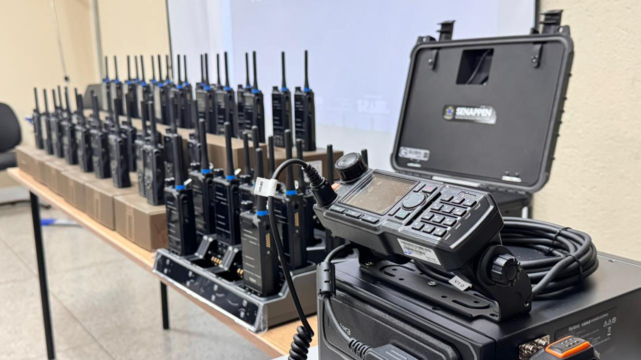 Sistema Penitenciário Federal inicia treinamento para uso de novos equipamentos de radiocomunicação