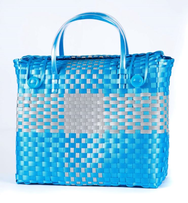 Artesão: José Geraldo dos Santos – Reutilização e Trançado Fonte da imagem: Programa do Artesanato Brasileiro (PAB