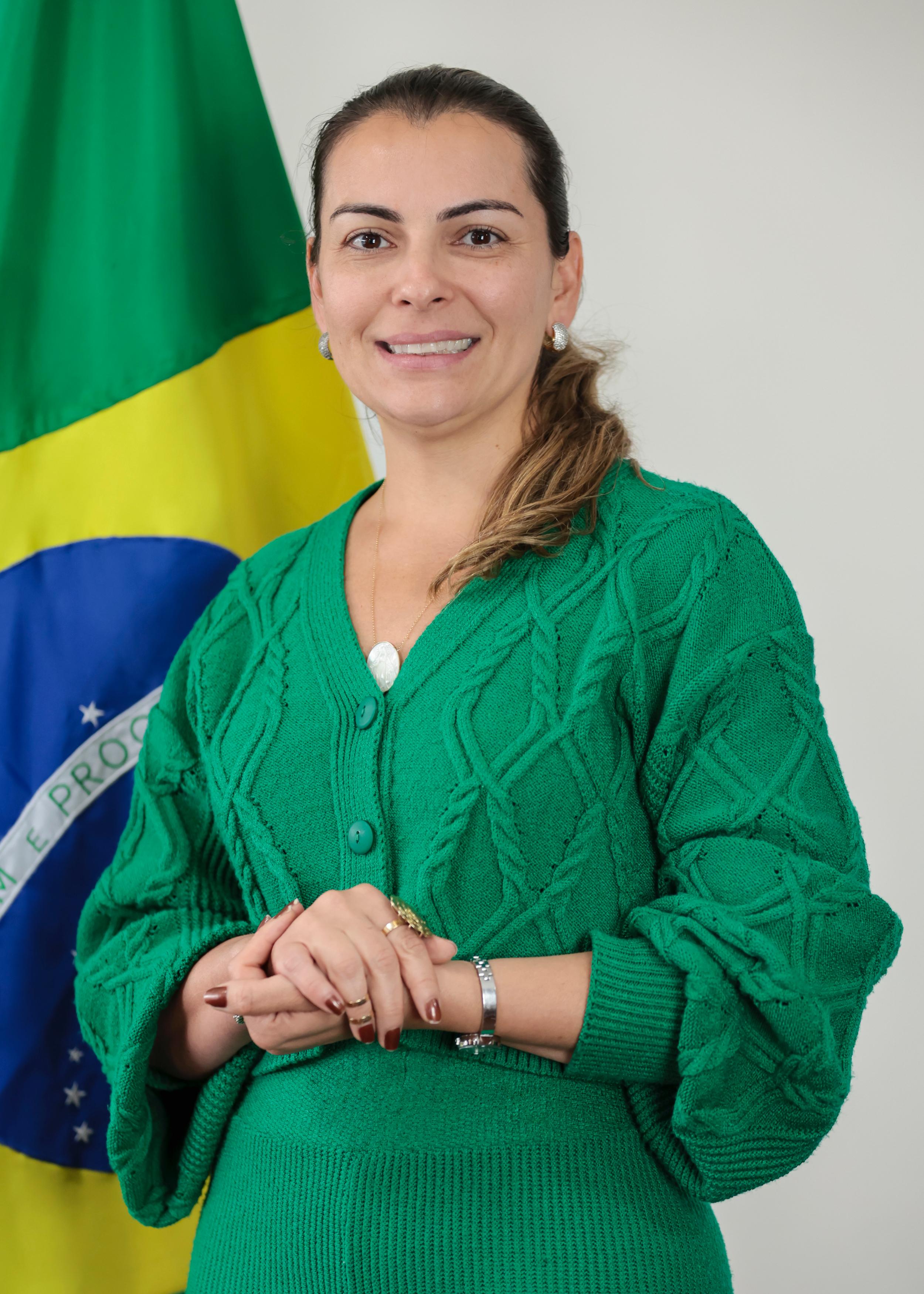 Amanda Rodrigues (Secretária)