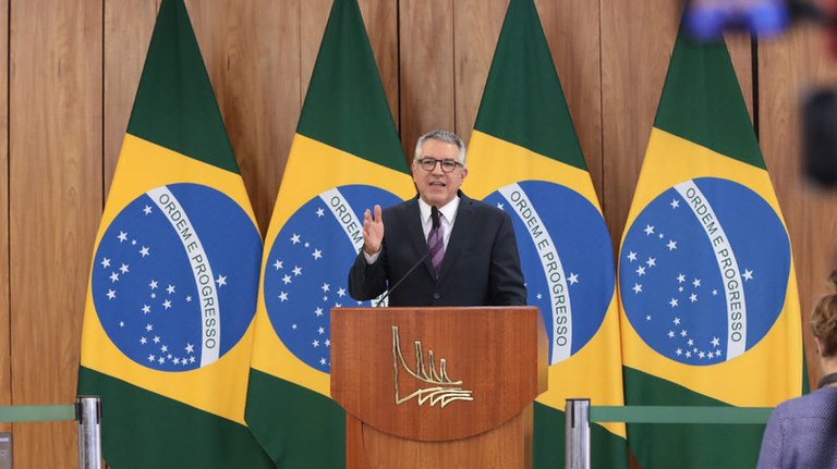 Discurso padilha.jpg
