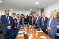 Governo Federal recebe prefeitos e parlamentares para deliberar sobre acordo de Mariana