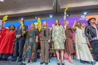 “Luta pelos direitos das pessoas LGBTQIA+ voltou à agenda do governo federal”, afirma Gleisi Hoffmann em 4ª Conferência Nacional