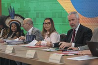 Mesa temática em Plenária do Conselhão debate participação do Brasil na COP 30