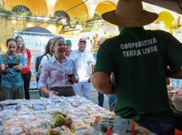 Ministra destaca importância do MST para o país, durante visita a Feira Nacional da Reforma Agrária, em São Paulo (SP)