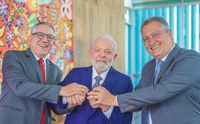 Presidente Lula sanciona lei que garante recursos a estados e municípios
