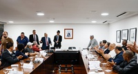 SRI se reúne com representantes de caminhoneiros no Palácio do Planalto