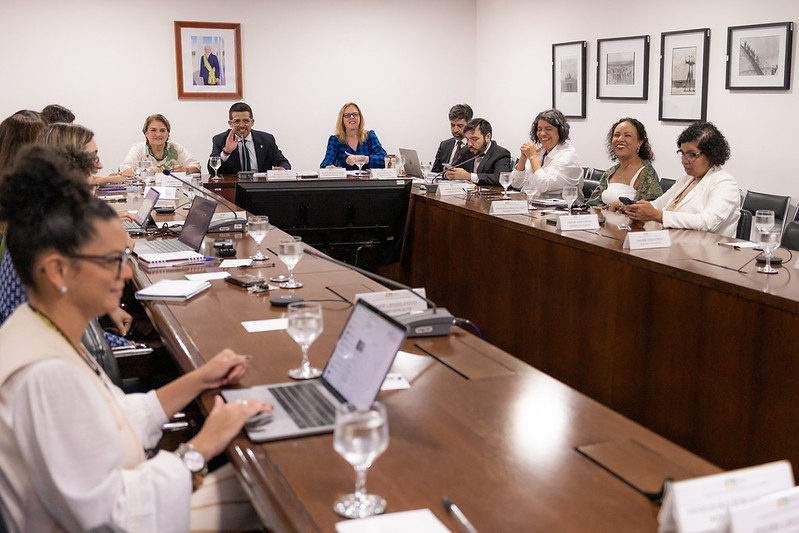Ministros Marcelo Costa e Márcia Lopes participam de reunião do Comitê do Pacto Brasil entre os Três Poderes para Enfrentamento do Feminicídio