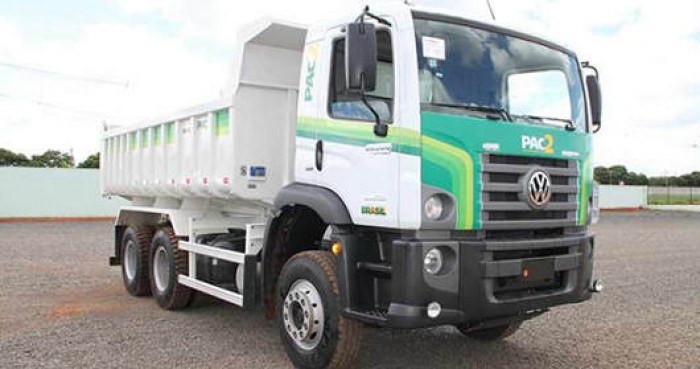 Caminhão caçamba.jpg