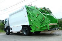 Edealina (GO) recebe recursos para a compra de caminhão de resíduos sólidos
