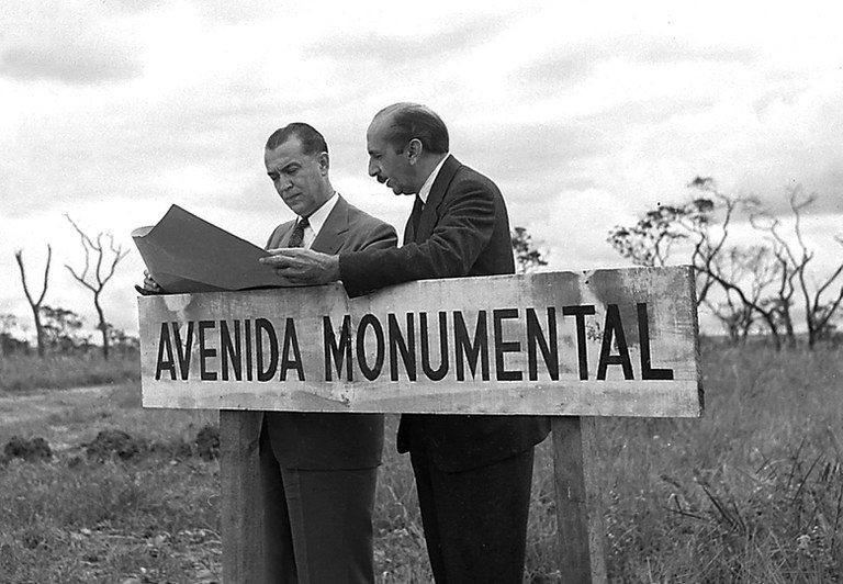 Avenida Monumental