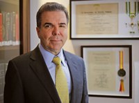 Jacoby Fernandes destaca a Sudeco em publicação sobre Gestão Pública