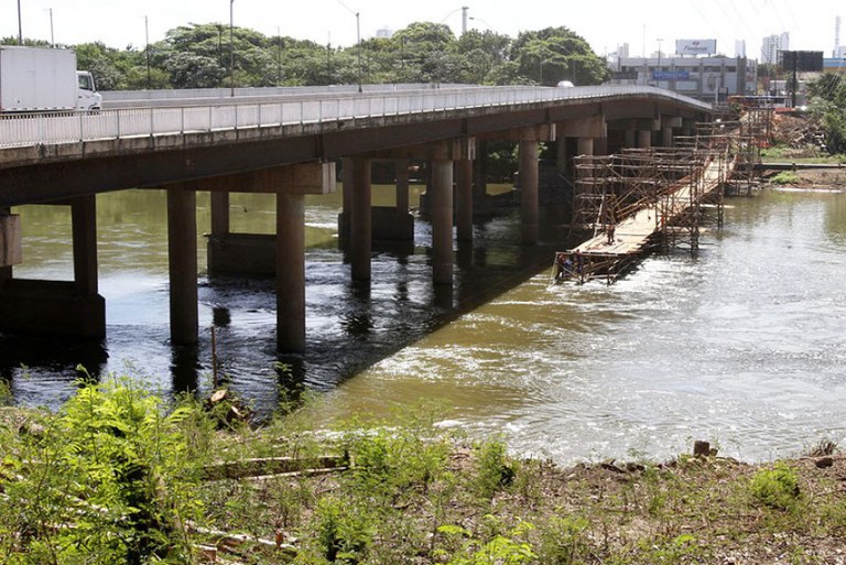 Ponte Muller Cuibá.jpg