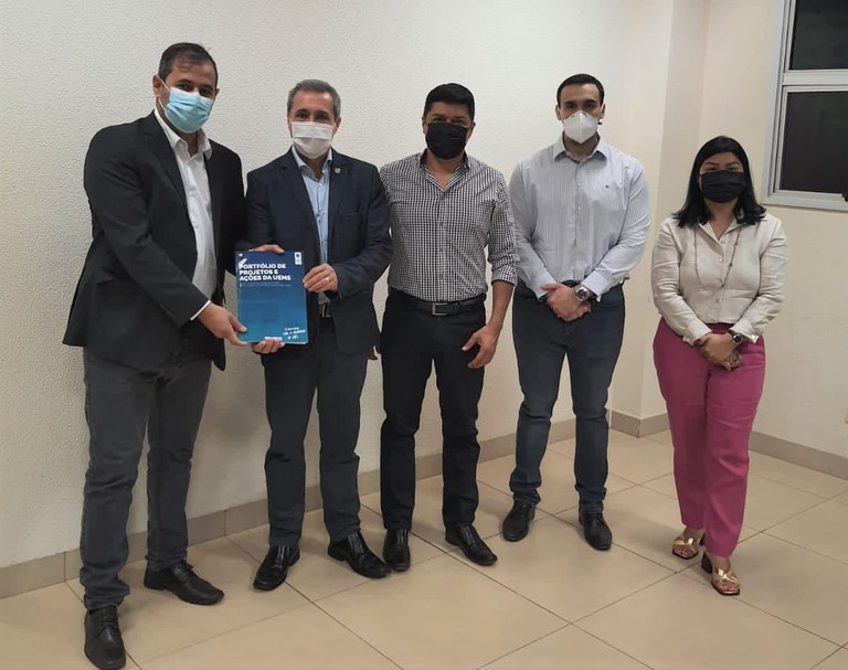 WhatsApp Image 2021-09-28 at 15.25.33.jpeg