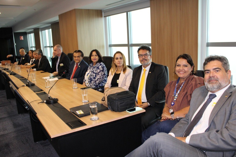 Assinatura do ACT entre Sudeco e ABDE