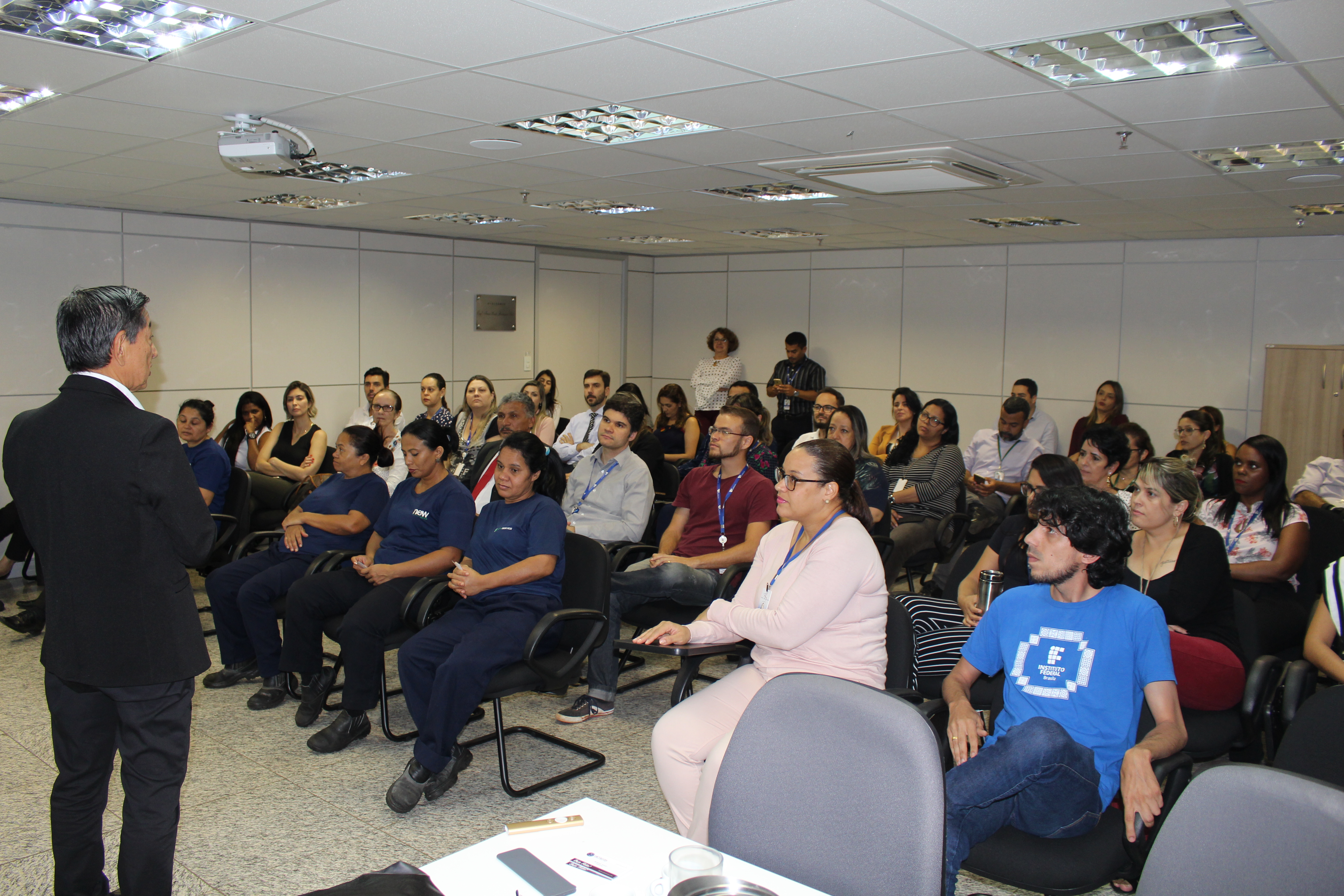 palestra-dia-do-servidor-02