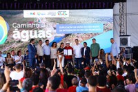 Lula lança chamada inédita de R$ 10 bilhões para impulsionar indústria do Nordeste